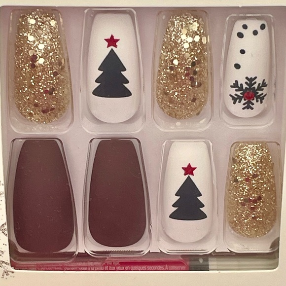 KISS Glue-On/Press-On Christmas Nails - Lot of 3 - Picture 2 of 8